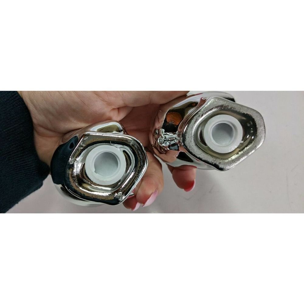 Yankee Candle 2021 Halloween Skull Salt and Pepper Shaker Mirror New in Box‎ - Picture 7 of 9